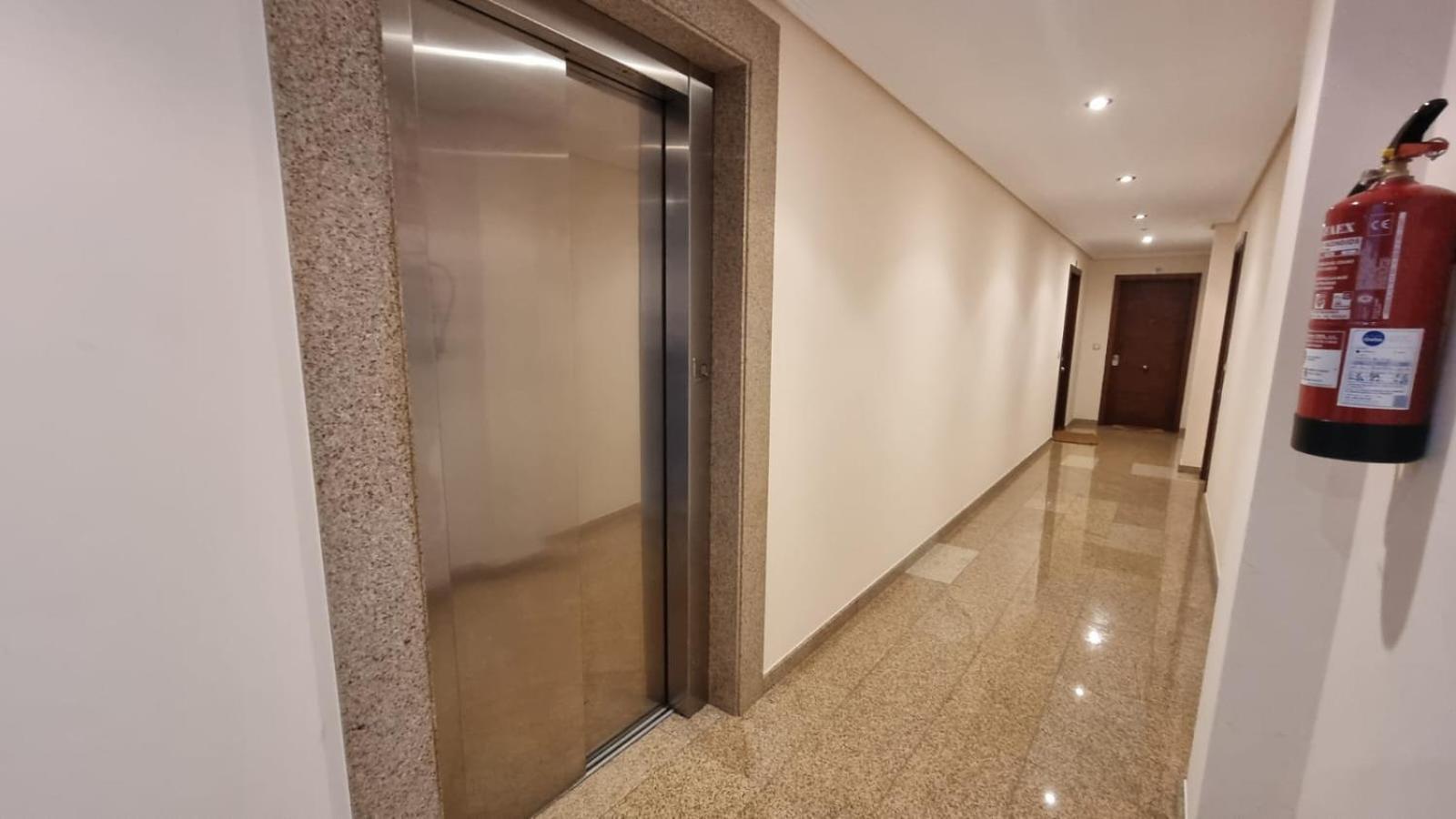 Apartamento 1 Dormitorio 4 Personas En El Grove O Grove Esterno foto