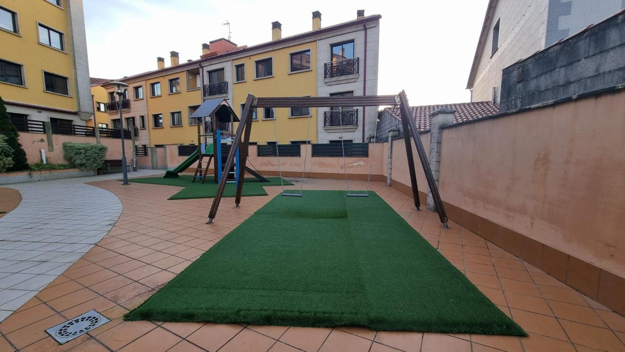 Apartamento 1 Dormitorio 4 Personas En El Grove O Grove Esterno foto