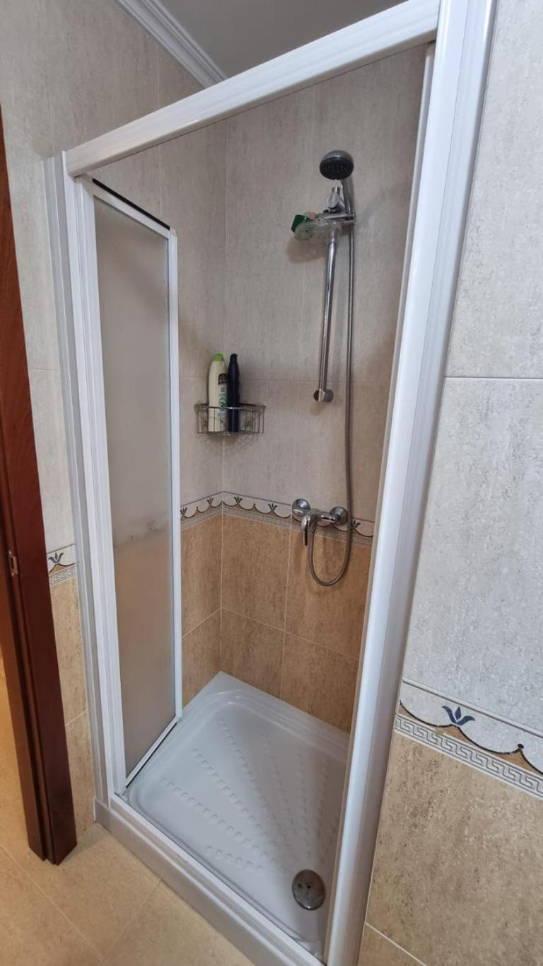 Apartamento 1 Dormitorio 4 Personas En El Grove O Grove Esterno foto